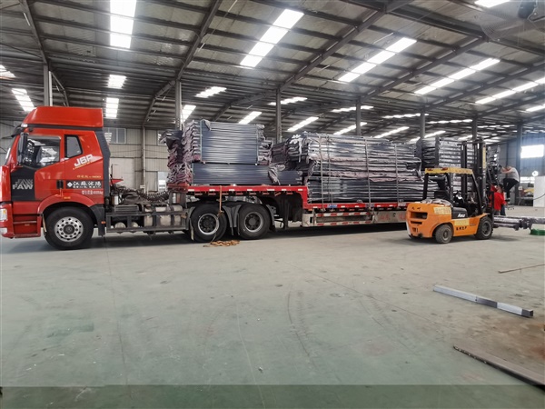 廣東垃圾分類亭裝車發(fā)貨